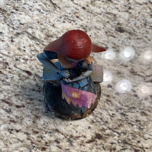 Disney Traditions Jim Shore Sally Smitten Seamstress Figure Nightmare Christmas - Picture 10 of 10